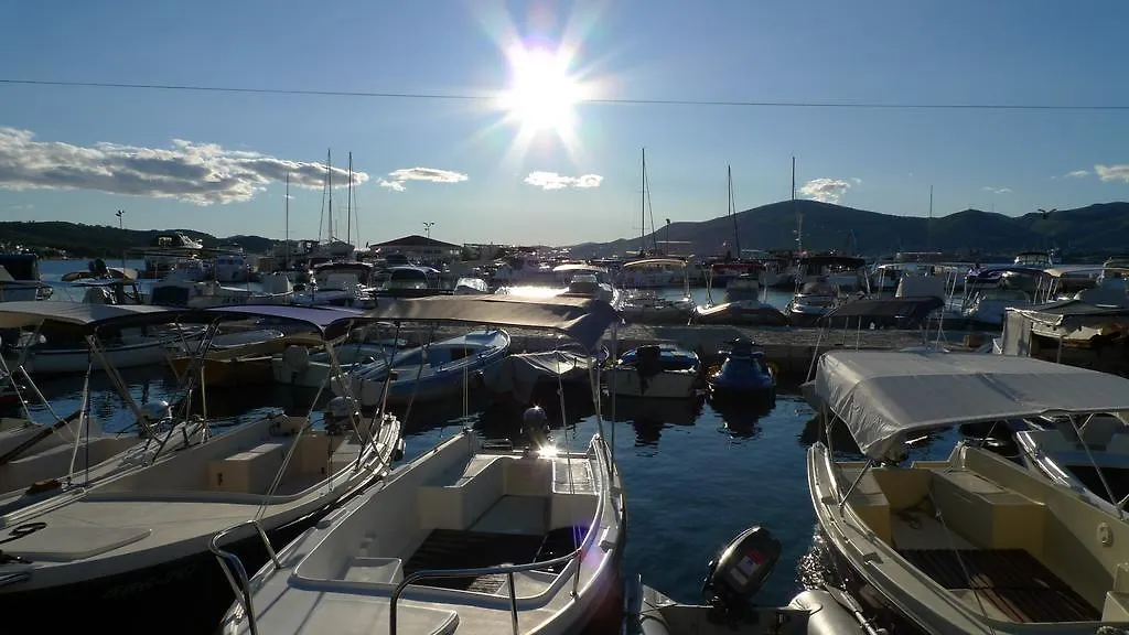 Apartments Tonka Trogir