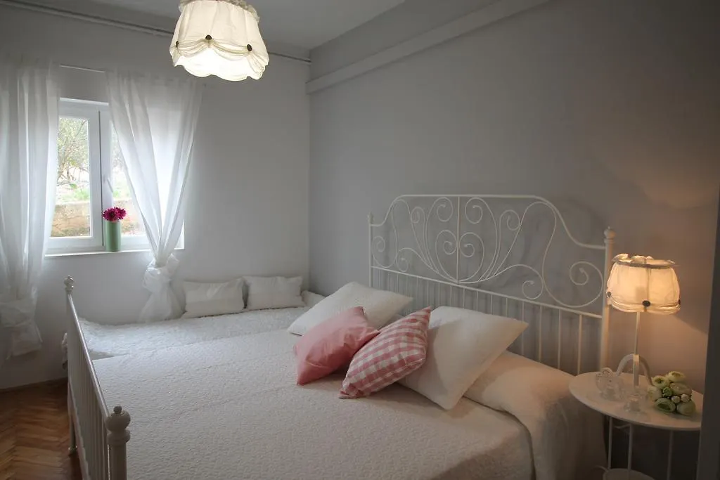 Apartments Tonka Trogir Croatie
